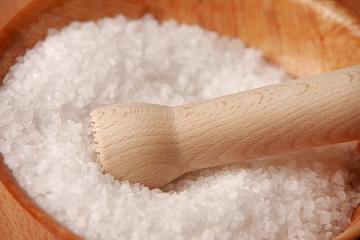 Jasni znakovi da konzumirate previše soli