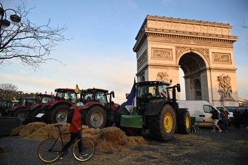 Uhapšeno 66 farmera na protestu u Parizu