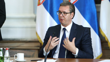 Vučić: Znam da se ne može živjeti sa 300 eura, ali može bolje nego 2012. sa 159