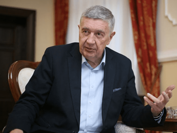Radmanović: Samo dogovor domaćih političara može pomoći BiH