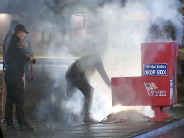 Veliki incident: Zapaljene glasačke kutije, izgubljene stotine listića (VIDEO)