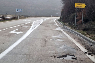 Uski putevi, rupe i makadam spajaju opštine na jugu Srpske