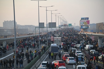 „Blokiraćemo puteve i granice“: Protesti se nastavljaju 15. januara