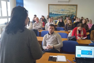 BiH ostaje bez mladih, njihov glas niko ne čuje