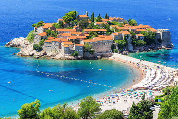  U Crnoj Gori dodatne policijske snage u turističkoj sezoni