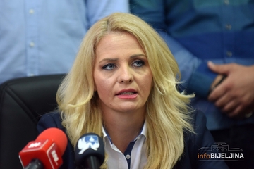 VLADA SRPSKE ODLUČILA Nastava počinje 1. septembra, časovi traju 45 minuta