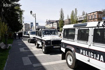 Akcija policije: MUP-ovi RS i KS više pretrese na više lokacija