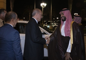 Erdogan poklonio saudijskom prestolonasljedniku prvi turski automobil
