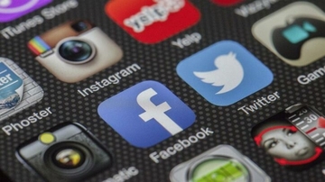 Koliko Facebook zarađuje od vaših profila, lajkova, dijeljenja?