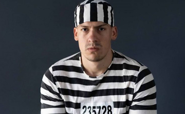Baka Prase proveo četiri sata u policiji /FOTO/