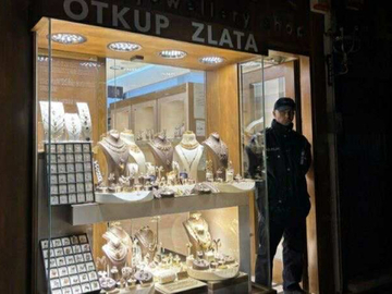 Trojac optužen za pljačku novca i zlata vrijednog 180.000 KM