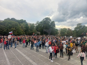 VIDEO Novi protesti protiv covid potvrda i vakcinisanja u Ljubljani