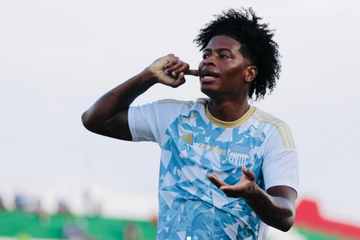 Fudbaleru oteli ženu i dijete, on se sakrio ispod kreveta