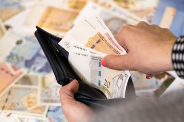 Političke stranke u BiH dobile 20 miliona KM iz budžeta: Evo ko je najviše profitirao