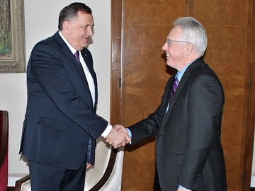 Nakon sastanka s Dodikom američki ambasador poručio: "BiH je mjesto u NATO-u"
