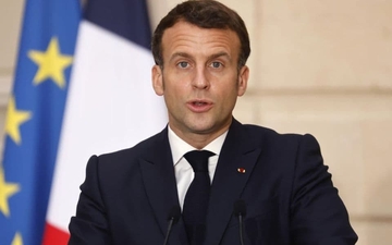 Makron: "Izgradiću snažniju Francusku"