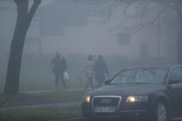 VOZITE PAŽLJIVO: Kolovozi mokri i klizavi, potreban oprez