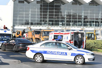 Odmah nakon pada nadstrešnice u Novom Sadu provjeravano da li je uzrok bila upotreba eksploziva