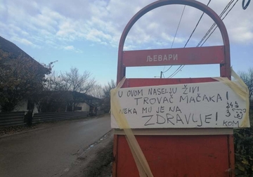 “Ovdje živi TROVAČ MAČAKA“ Mještani banjalučkog naselja zabrinuti za živote svojih ljubimaca