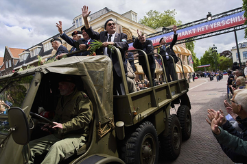 Gosti Parade u Moskvi dobiće poklone, među kojima knjigu Tvardovskog i društvenu igru