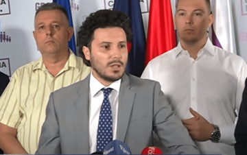 ABAZOVIĆ ZA NJEMAČKI "ŠPIGL" Đukanović neće dobrovoljno sići sa vlasti ili barem NEĆE TEK TAKO