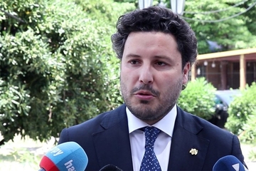 Otkazale kočnice na mercedesu u kom se nalazio Dritan Abazović