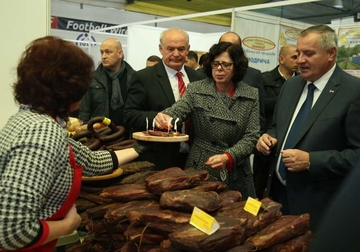 “RAZVOJNA ŠANSA SRPSKE” Višković otvorio "Jesenji sajam 2021"