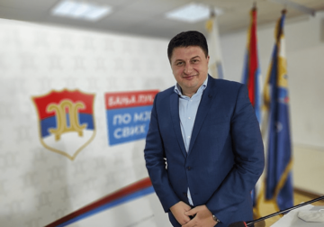 RADOVIĆ PORUČIO "Slučaj 'ikona' ugrozio međunarodni imidž Republike Srpske"