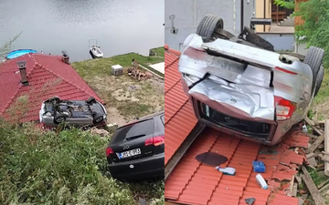 Dva automobila sletjela sa puta Zvornik-Milići,  jedan završio na krovu vikendice (VIDEO)