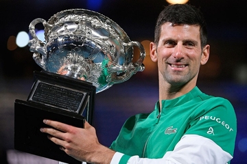 Novak džentlmenski čestitao Nadalu, reagovao kao pravi šampion /FOTO/