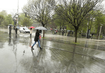 VARLJIVO PROLJEĆE Nakon lijepog i sunčanog utorka sutra ponovo oblačno sa kišom