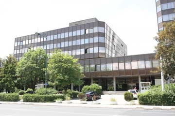 Pred zgradom vlade FBiH protest lica sa invaliditetom