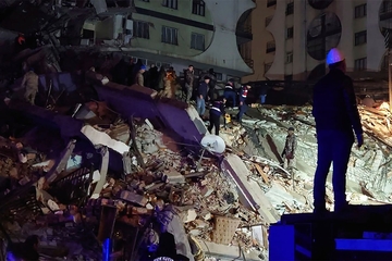 NAJJAČI U ISTORIJI /VIDEO/ Razoran zemljotres u Turskoj i Siriji, na stotine mrtvih, snimak iz vazduha
