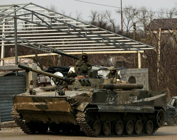 UŽIVO /VIDEO/ Iz Mariupolja bježe prerušeni vojnici AZOV-a  ;Bačen Molotovljev koktel na Kremlj ;"Nećemo popustiti"; Razmijenjeni zarobljenici