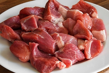 Treba li ispirati meso prije kuvanja?