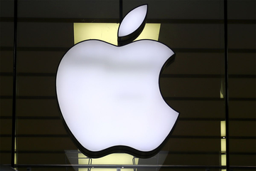 EU kaznila Apple sa 500 miliona i Metu sa 200 miliona evra