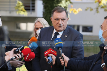 Dodik: Nećemo napustiti Igora, žao mi je zbog situacije sa SPS