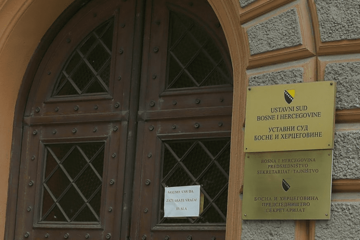 Sarajka tražila da joj se zbog korone OMOGUĆI POROĐAJ KOD KUĆE, uputila tužbu Ustavnom sudu BiH