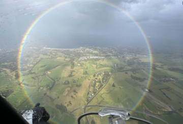 Da li ste znali kako zapravo izgleda duga: Pilot podijelio fotografiju iz vazduha