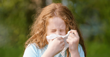 Dolazi mjesec avgust, period u kada veliki broj ljudi ima probleme sa alergijom na ambroziju