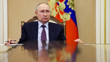 Putin: Sankcije Zapada prema Rusiji će dugo trajati, prioritet države rast plata (VIDEO)