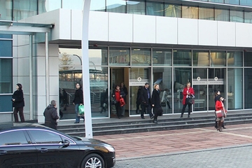 I državni službenici bježe u inostranstvo