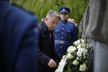 SVI "OSTALI" ZNAČI FAŠISTI!? Komšić: BiH je imala dva antifašistička pokreta, jedan je ''Armija BiH"!; Dodik odgovorio!