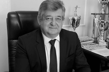 Komemoracija i sahrana Miće Mićića u petak