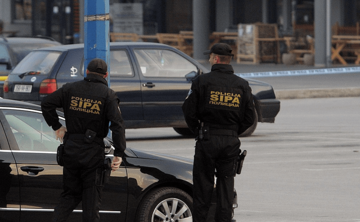 Akcija SIPA u Bihaću: Šef odjeljenja za opojne droge u MUP prodavao narkotike