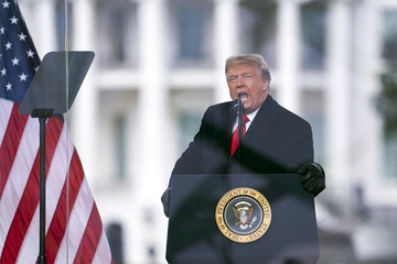 Foks njuz uveo "meku zabranu" Donaldu Trampu