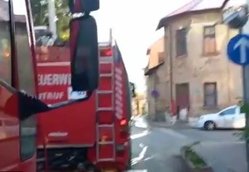 Građani javili da iz kuće kulja dim: Izbio požar u Sarajevu, ali su u ulici već bili vatrogasci