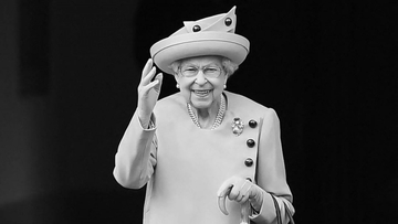 Tijelo kraljice Elizabete stiže u London