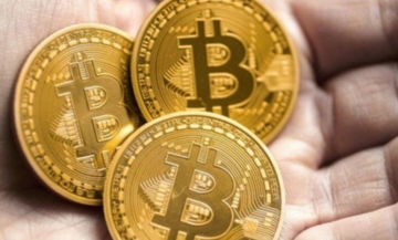 Vrijednost BITKOINA na rekordnom nivou: Prilika za investiranje ili fantazija?