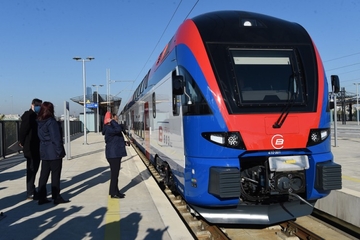 Srbiji predat prvi Štadlerov brzi voz na sprat